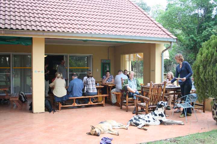 De eerste keer ontbijten.