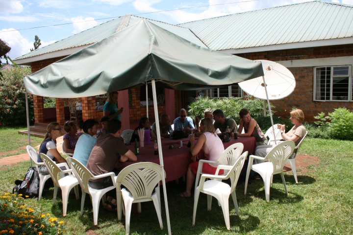 Lunchen bij een hotelletje, uiteraard van te voren doorgegeven wat we wilde hebben.